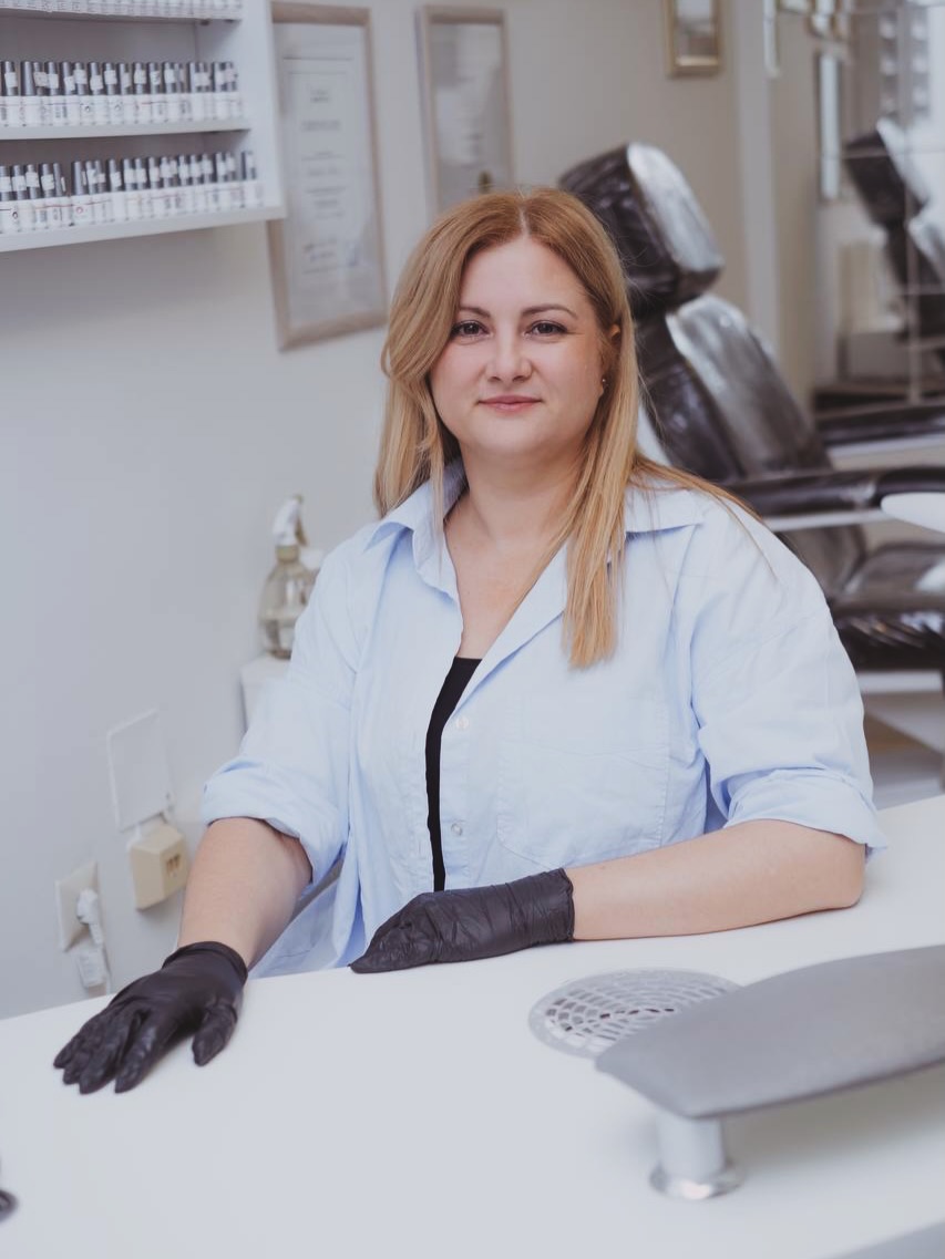 Ilona - Nail Artist